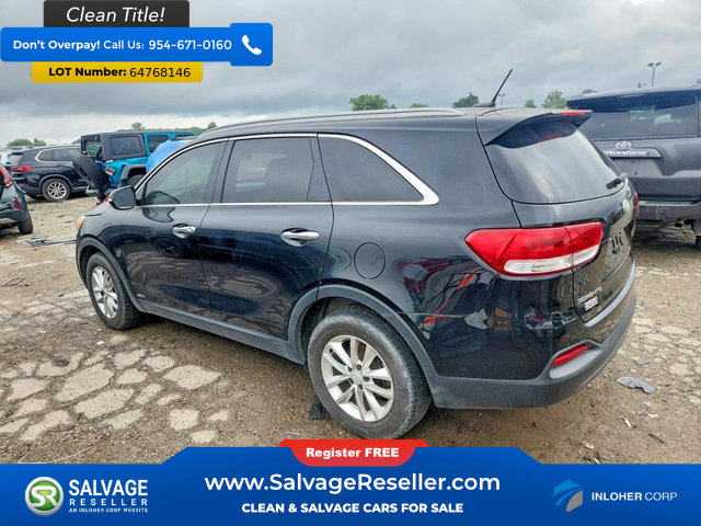 Used 2017 Kia Sorento AWD image 3
