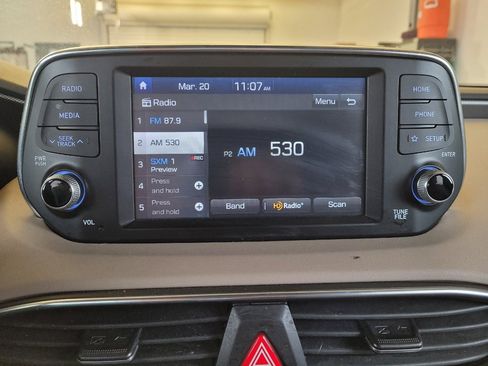 Used 2020 Hyundai Santa Fe SEL AWD/4WD image 25