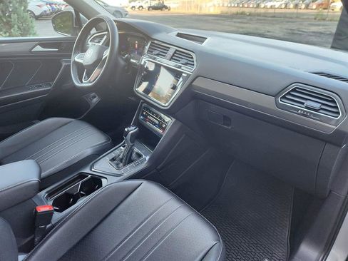 Certified 2023 Volkswagen Tiguan SE image 13