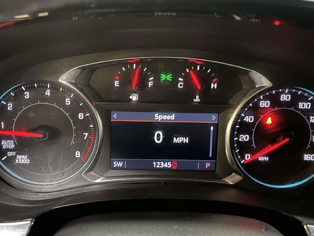 Used 2023 Chevrolet Traverse LT FWD image 17