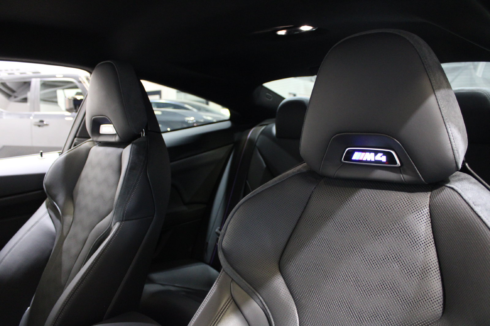 Used 2025 BMW M4 Competition RWD image 22