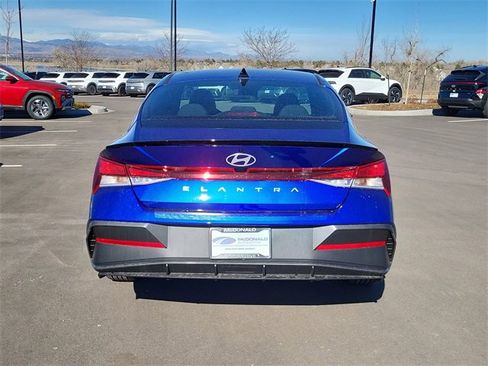 Certified 2025 Hyundai Elantra Sport image 4