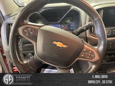 Used 2015 Chevrolet Colorado Z71 AWD/4WD image 26