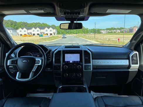 Used 2020 Ford F250 Lariat w/ Lariat Ultimate Package AWD/4WD image 35