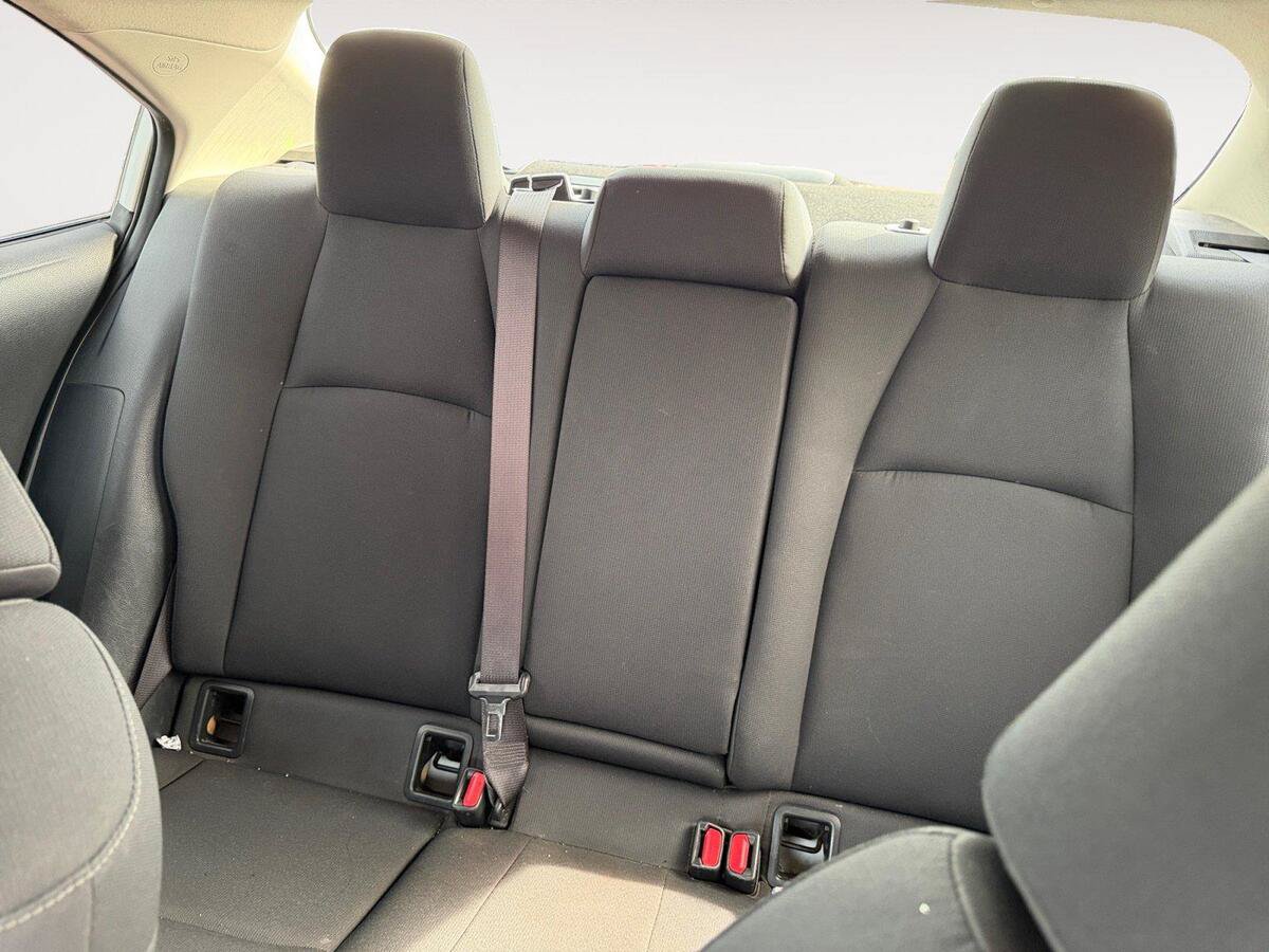 Used 2021 Toyota Corolla LE FWD image 13