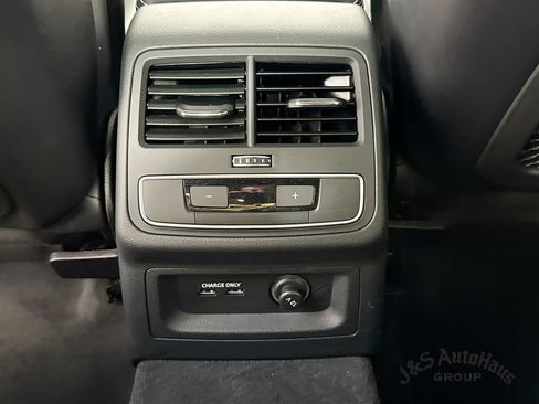 Used 2023 Audi S4 Premium Plus w/ Premium Plus Package AWD/4WD image 32