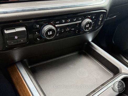 Used 2024 Chevrolet Silverado 3500 High Country image 25