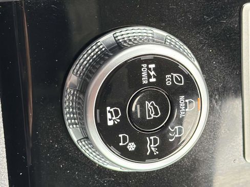 Used 2023 Mitsubishi Outlander ES image 17