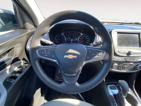 Used 2023 Chevrolet Equinox LT image 12