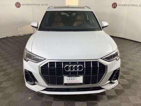 Used 2023 Audi Q3 2.0T Premium Plus w/ Premium Plus Package image 2