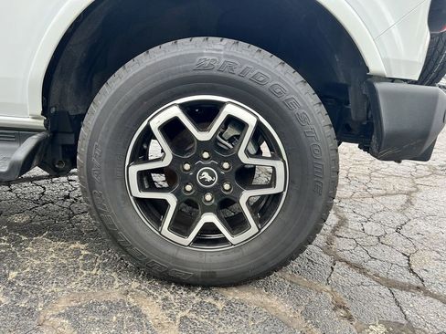 Certified 2025 Ford Bronco Outer Banks AWD/4WD image 37