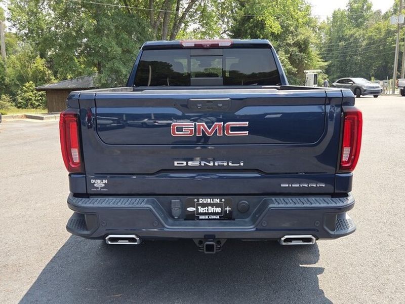 Used 2023 GMC Sierra 1500 Denali w/ Denali Reserve Package AWD/4WD image 15