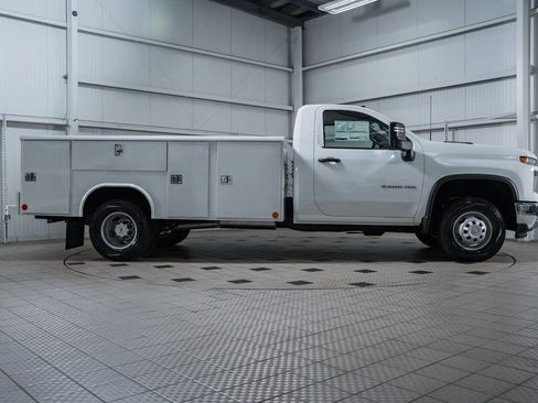 New 2025 Chevrolet Silverado 3500 W/T w/ WT Convenience Package AWD/4WD image 8