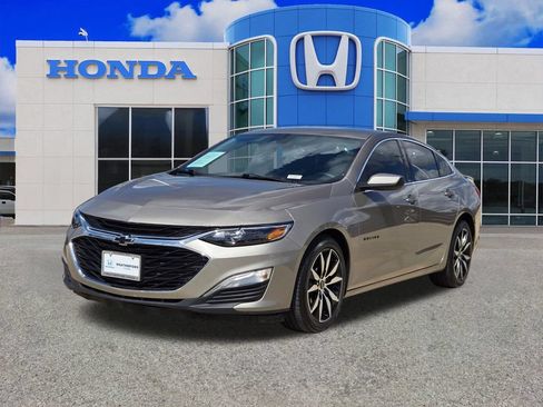 Used 2023 Chevrolet Malibu RS w/ LPO, Floor Liner Package FWD image 7