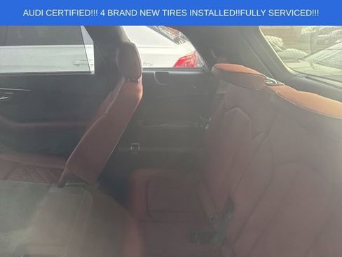 Used 2022 Audi SQ7 Prestige w/ Prestige Package image 8