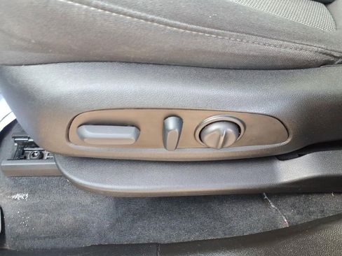 Certified 2023 Chevrolet Traverse LT w/ LPO, Floor Liner Package image 14