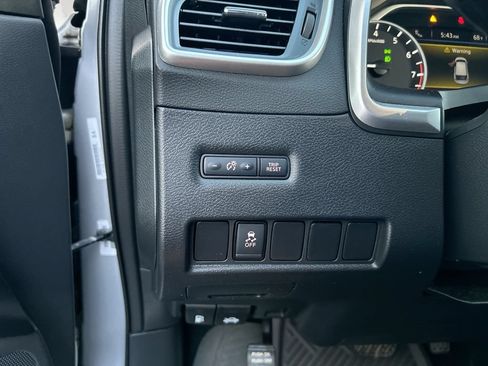 Used 2018 Nissan Murano SV AWD/4WD image 21