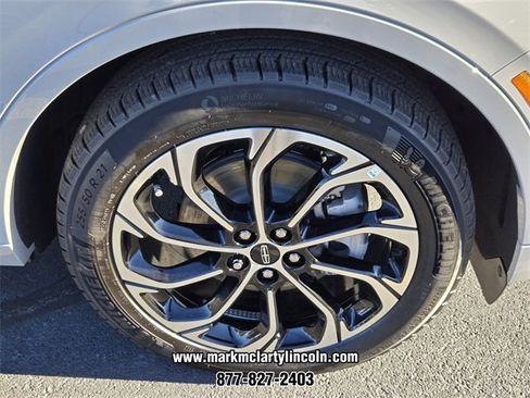 New 2026 Lincoln Nautilus Reserve image 13