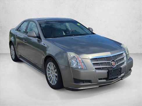 Used 2010 Cadillac CTS Luxury RWD image 3