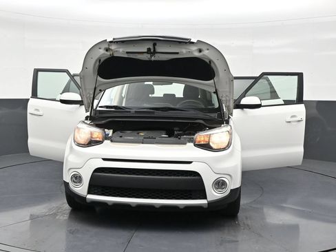 Used 2019 Kia Soul + FWD image 34