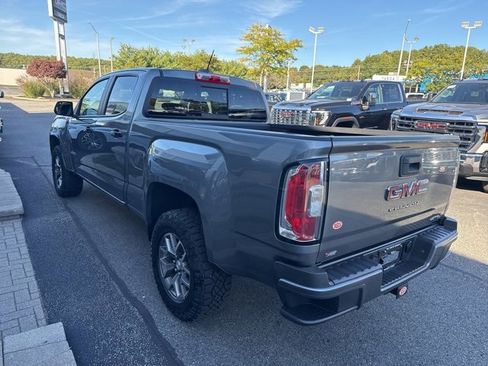 Used 2022 GMC Canyon AT4 image 8