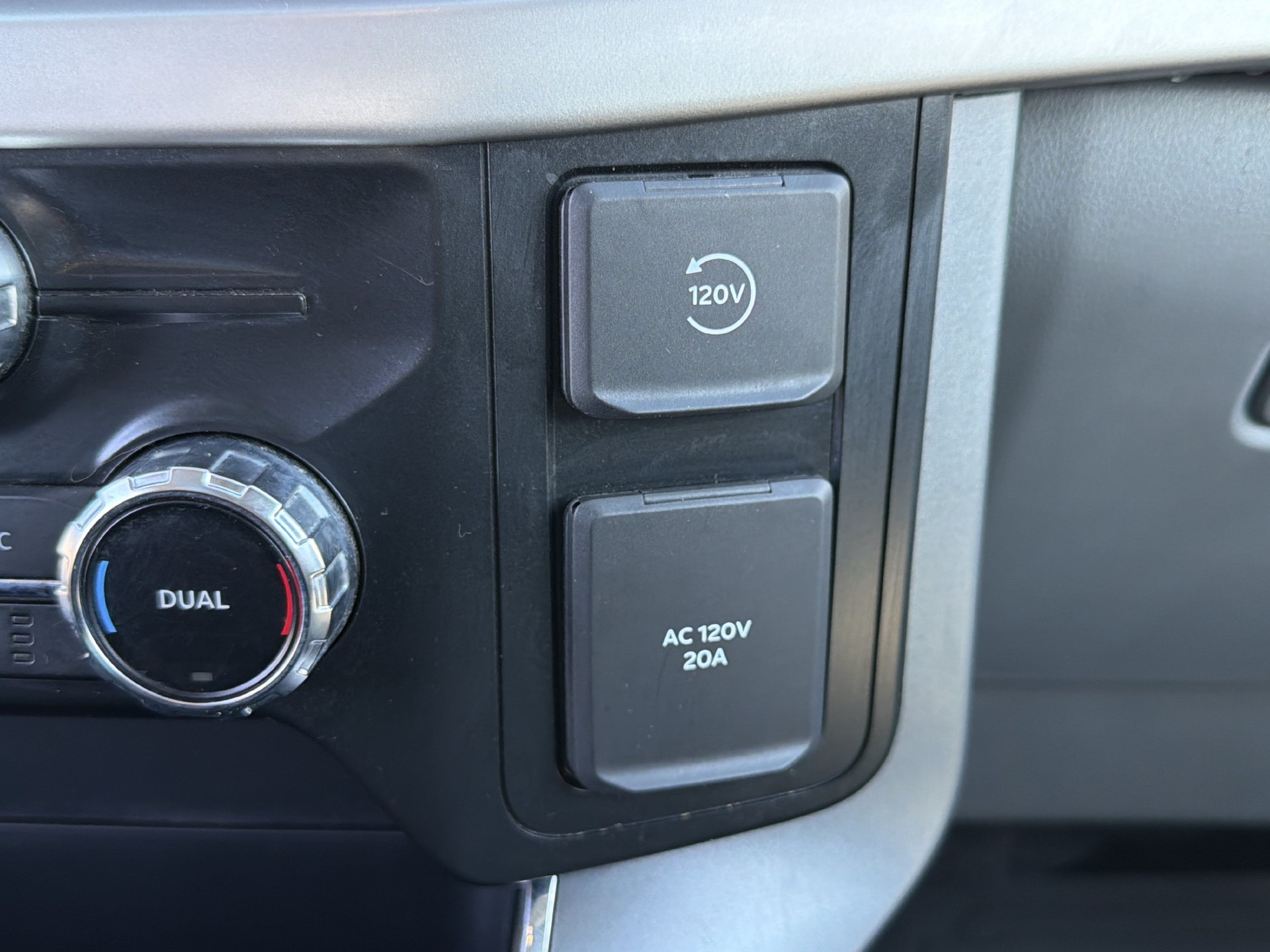 Certified 2022 Ford F150 XLT w/ Equipment Group 302A High AWD/4WD image 7