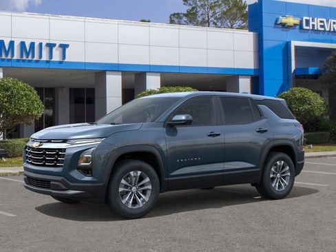 New 2026 Chevrolet Equinox LT FWD image 2