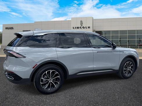 New 2026 Lincoln Nautilus Premier AWD/4WD image 3