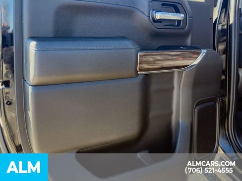 Used 2021 Chevrolet Silverado 1500 LT Trail Boss image 11