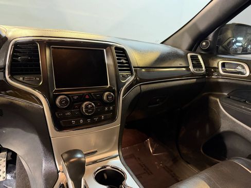 Used 2016 Jeep Grand Cherokee High Altitude RWD image 17