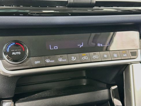 Used 2023 Kia Seltos S FWD image 15