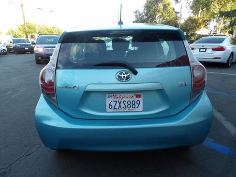Used 2013 Toyota Prius C Four image 11