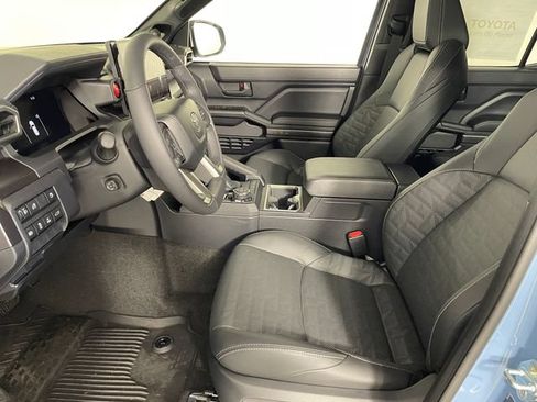 New 2026 Toyota 4Runner TRD Off-Road Premium AWD/4WD image 2