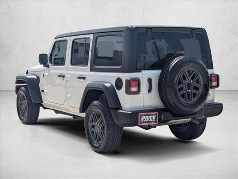 Used 2025 Jeep Wrangler Unlimited Sport AWD/4WD image 7