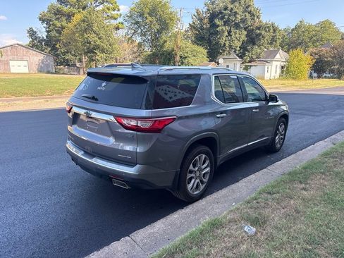 Used 2020 Chevrolet Traverse Premier AWD/4WD image 6