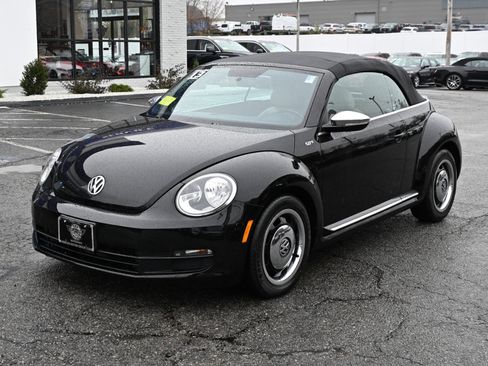 Used 2013 Volkswagen Beetle 2.5 50's Edition image 2