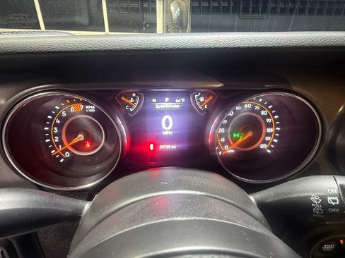 Used 2023 Jeep Wrangler Sport S image 11