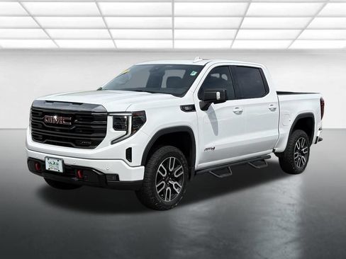 Certified 2023 GMC Sierra 1500 AT4 w/ Technology Package AWD/4WD image 2