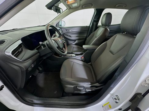 Used 2025 Buick Encore GX Preferred image 13