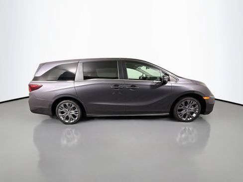 Used 2026 Honda Odyssey Touring image 11