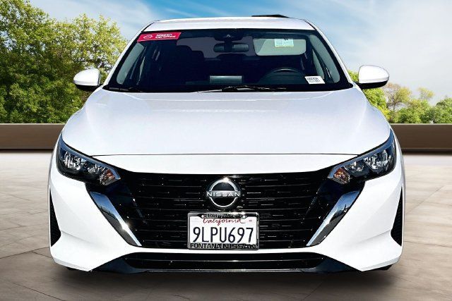Used 2024 Nissan Sentra SV FWD image 2
