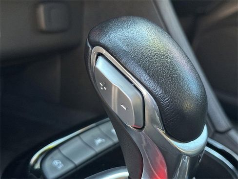 Used 2024 Buick Encore GX Preferred image 37