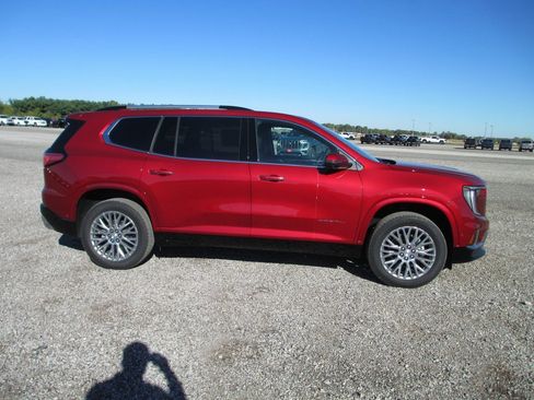 New 2026 GMC Acadia Denali w/ Super Cruise Package image 3