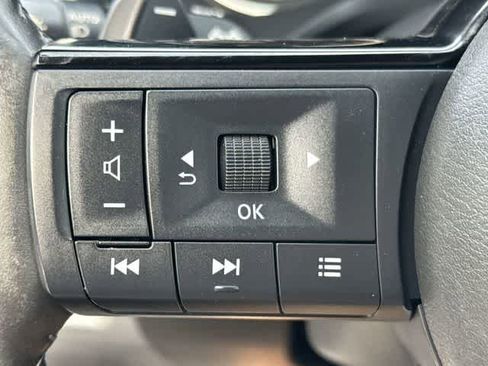 Used 2021 Nissan Rogue SL w/ Premium Package FWD image 21