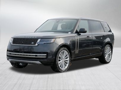 New 2025 Land Rover Range Rover Long Wheelbase SE