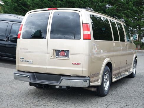 Used 2011 GMC Savana 1500 image 5