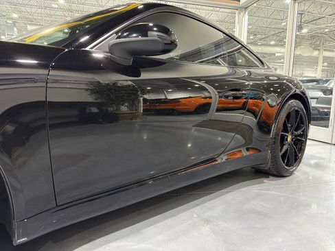 Used 2018 Porsche 911 Carrera image 24