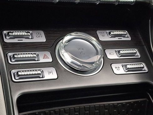 Certified 2024 Lincoln Nautilus Reserve w/ Equipment Group 203A image 25