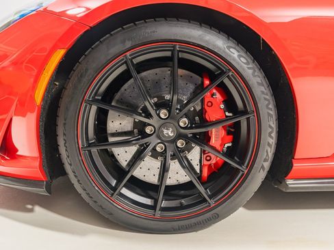 Used 2018 Ferrari 812 Superfast RWD image 12
