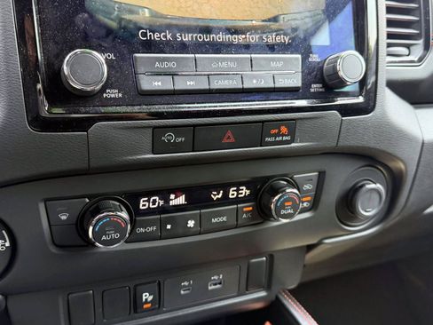 Used 2024 Nissan Frontier PRO-4X w/ Technology Package AWD/4WD image 29